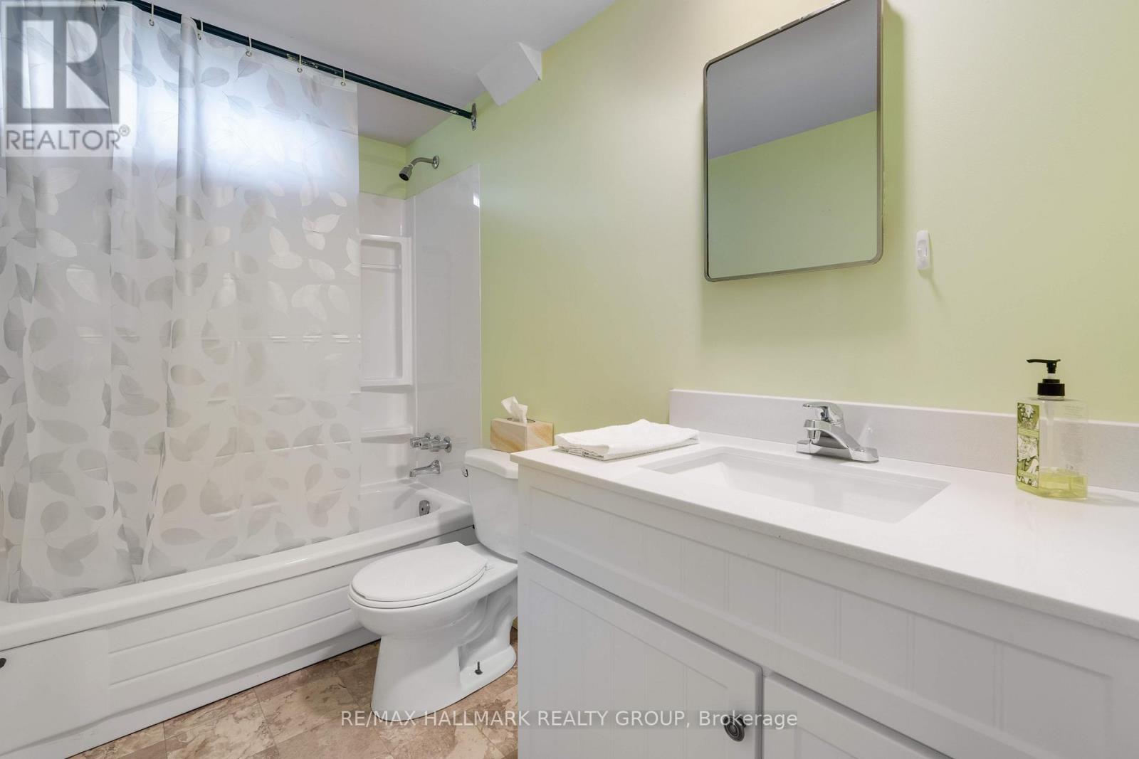 5758 Third Line Road N Property Photo 34