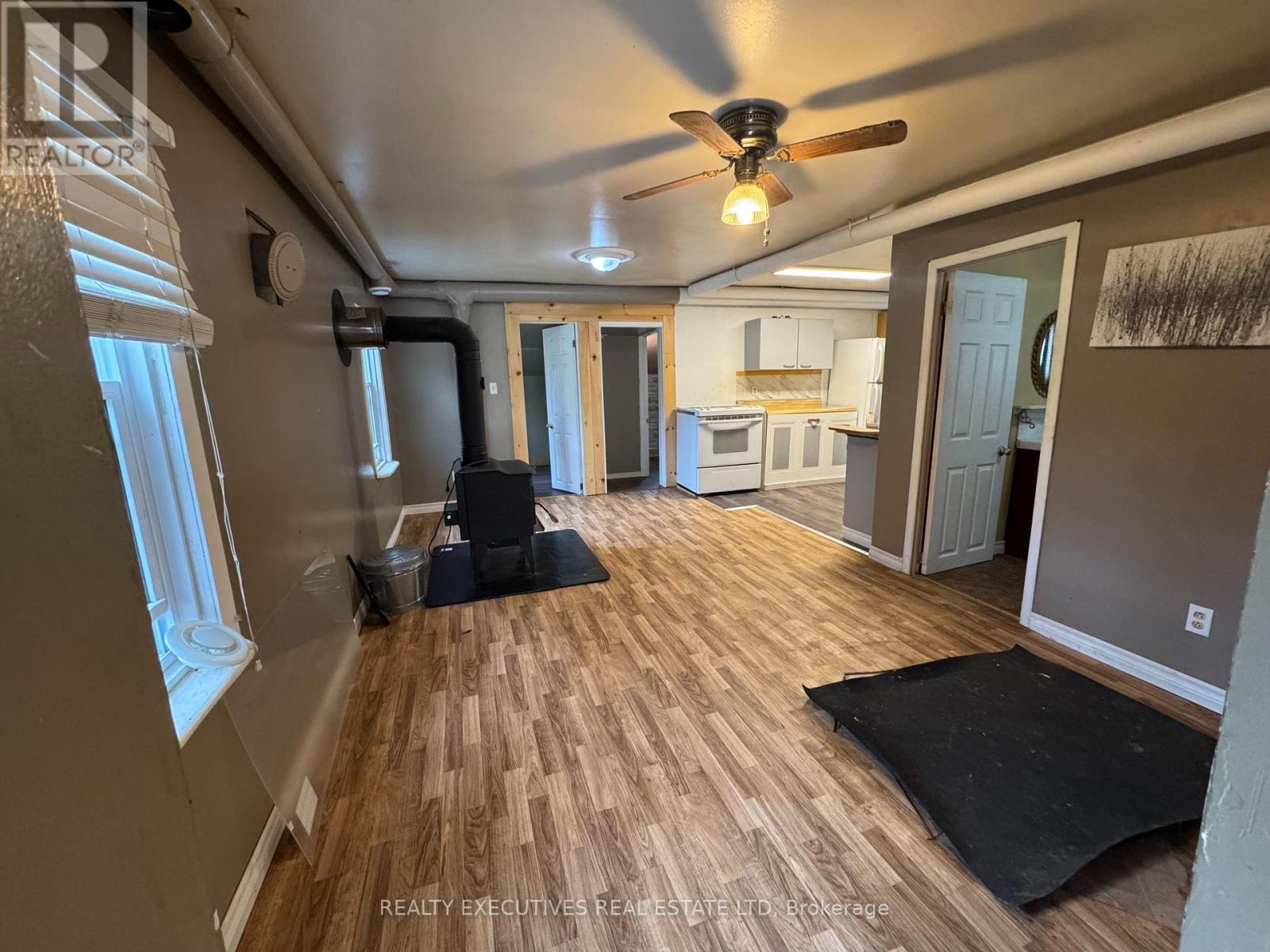 10146 509 Road N Property Photo 10