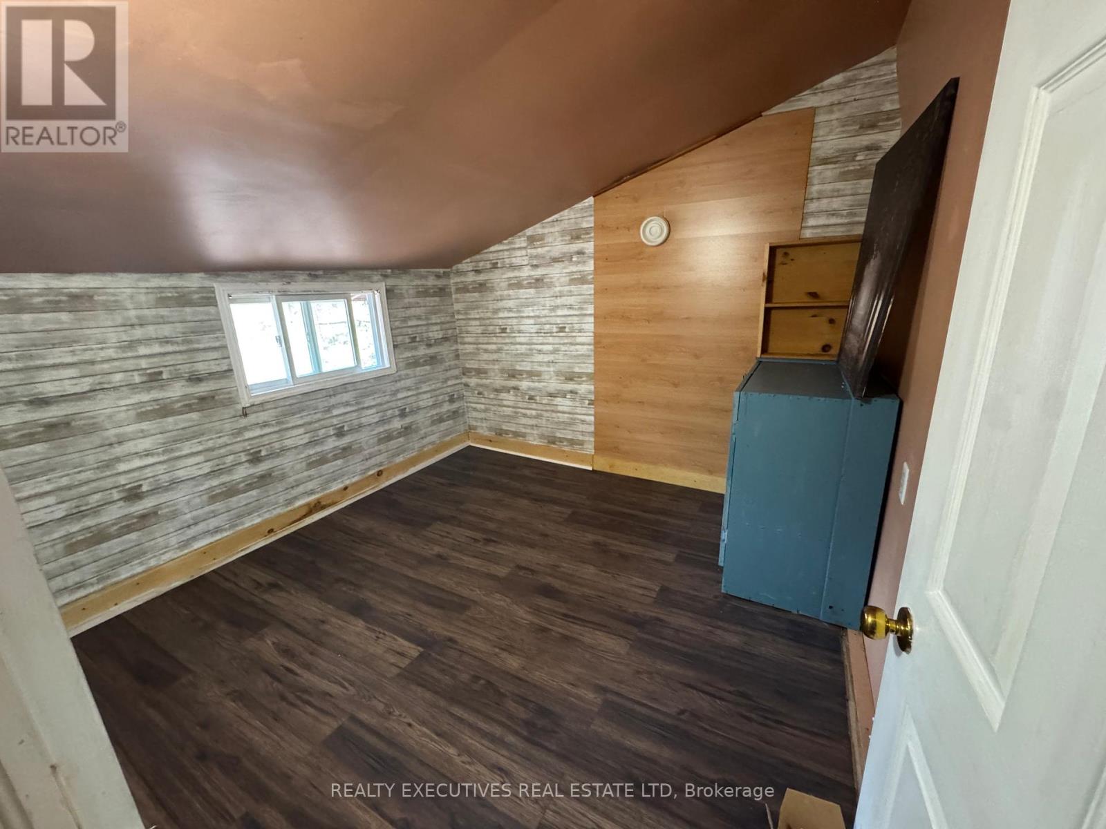 10146 509 Road N Property Photo 16