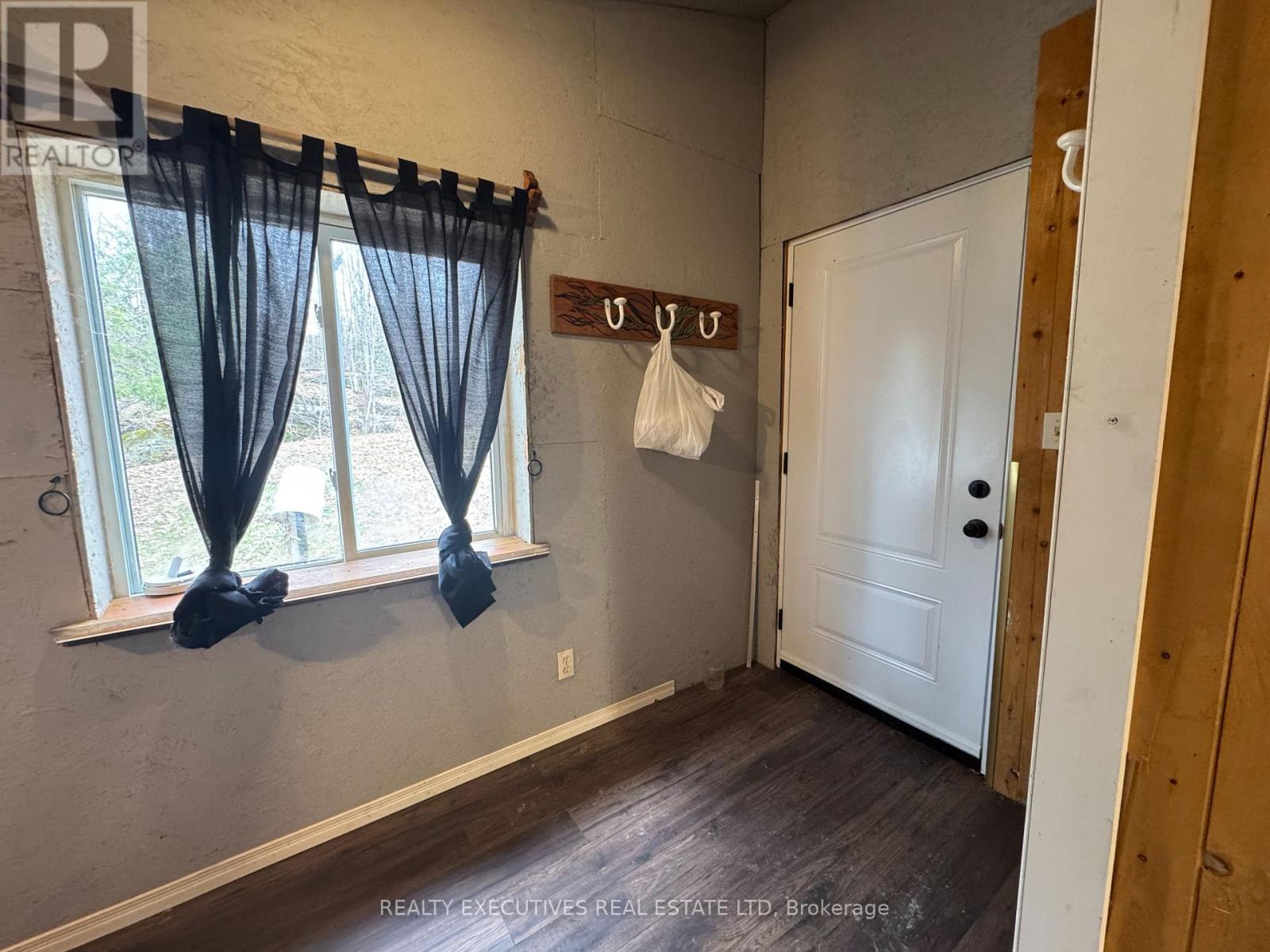 10146 509 Road N Property Photo 21
