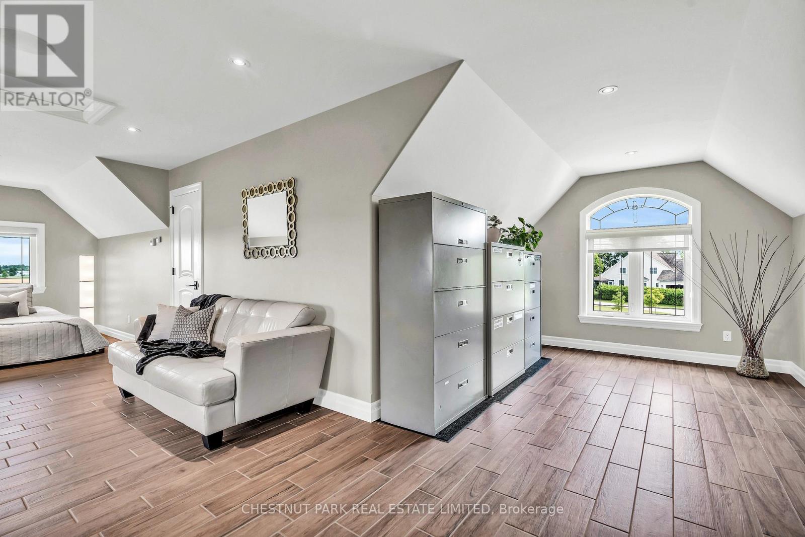46 Anita Drive Property Photo 34