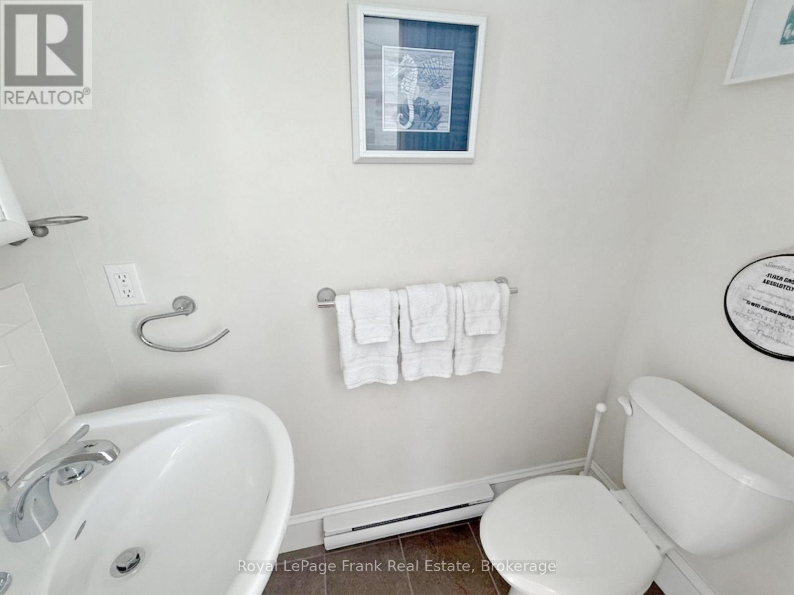 34 Meadow View Lane Property Photo 15