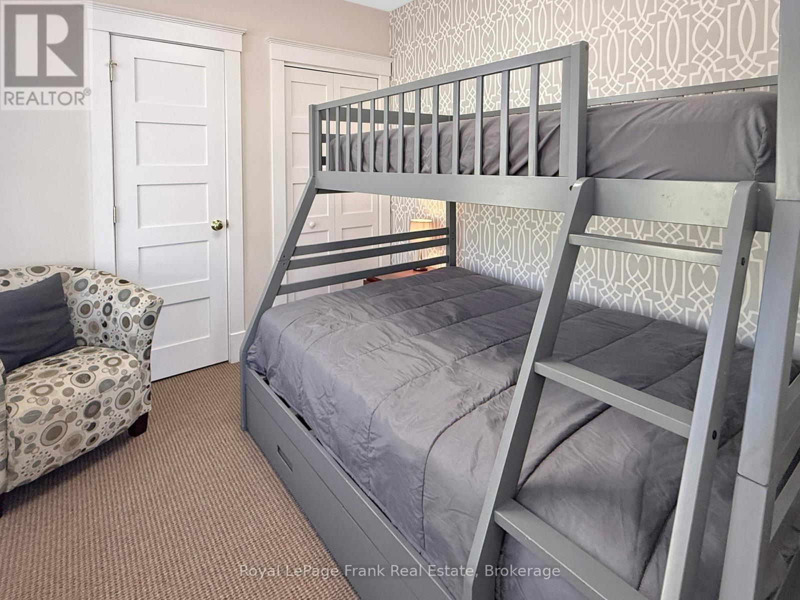 34 Meadow View Lane Property Photo 16