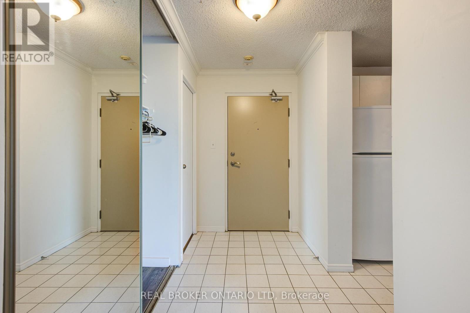 803 - 45 Pond Mills Road Property Photo 3
