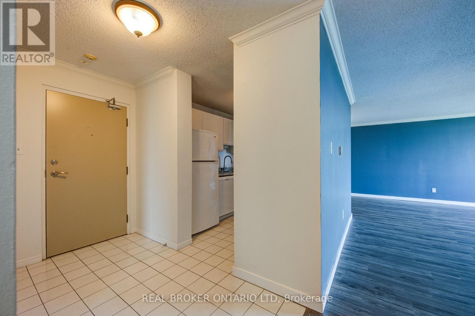 803 - 45 Pond Mills Road Property Photo 6