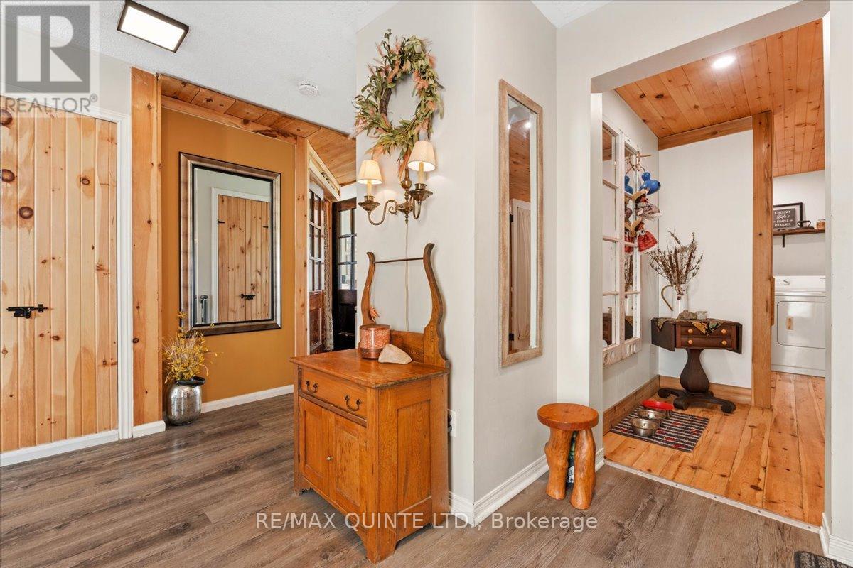 15775 Loyalist Parkway Property Photo 5