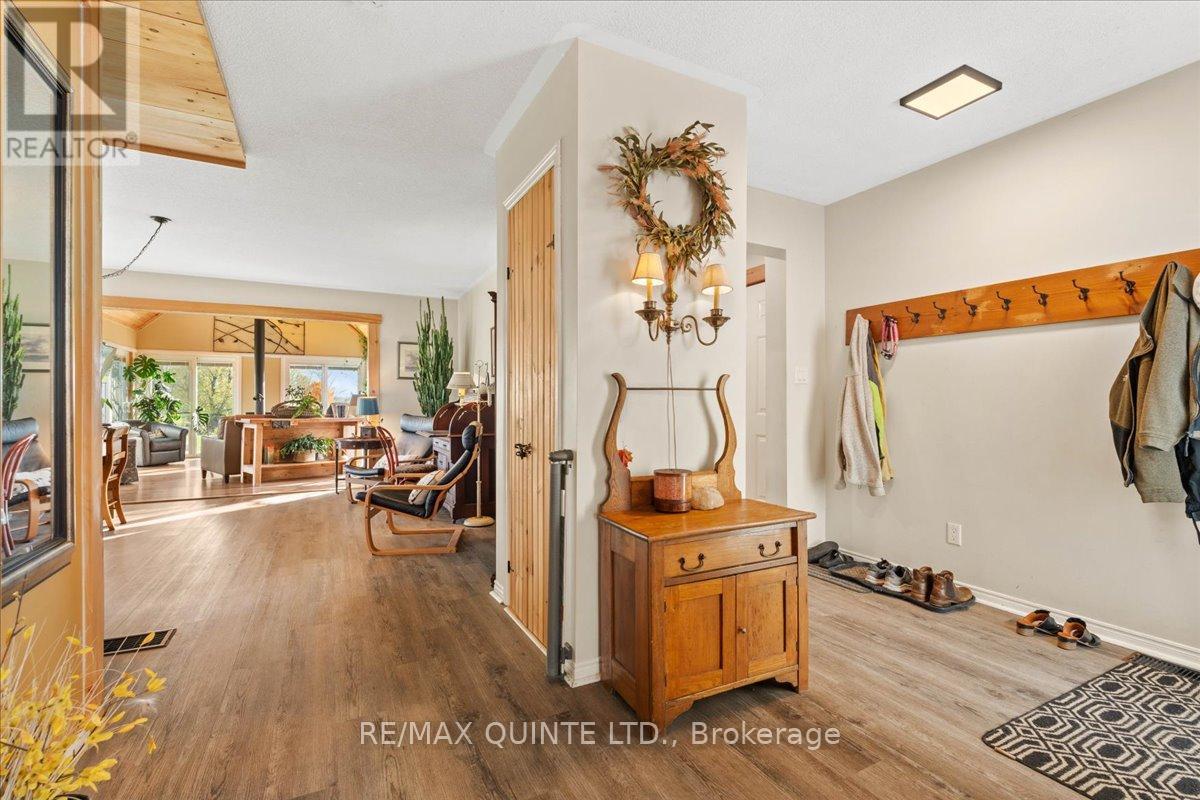 15775 Loyalist Parkway Property Photo 8