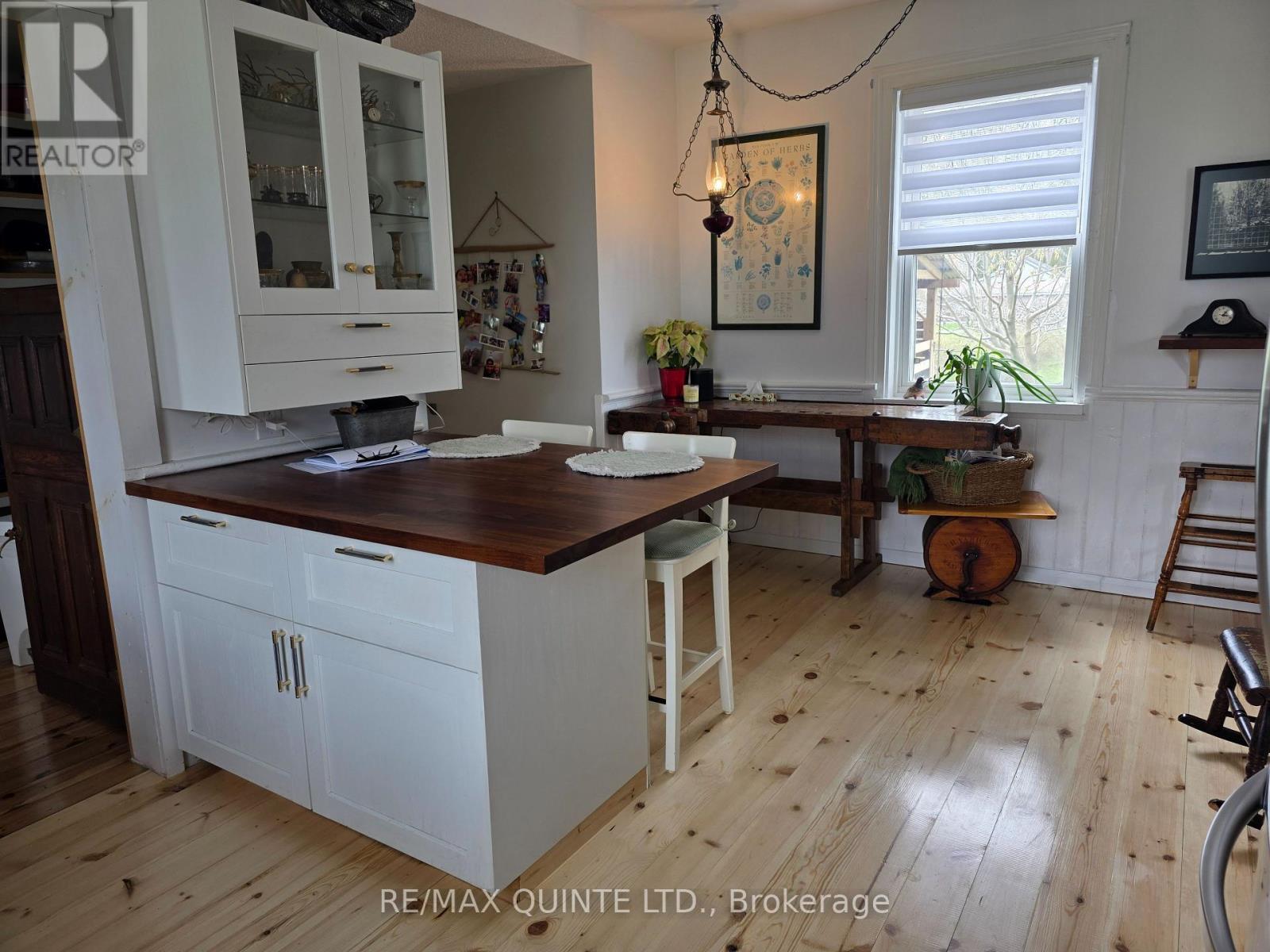 15775 Loyalist Parkway Property Photo 17