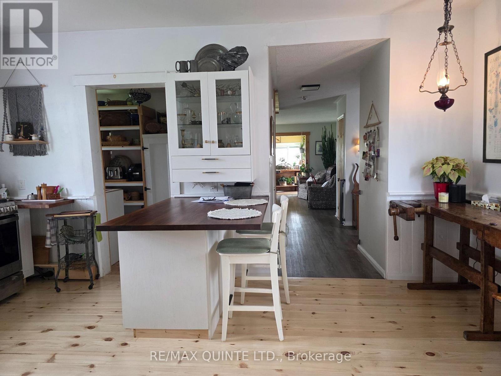 15775 Loyalist Parkway Property Photo 21