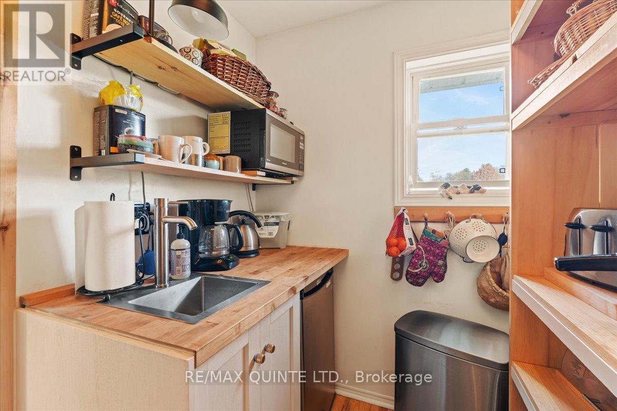 15775 Loyalist Parkway Property Photo 23