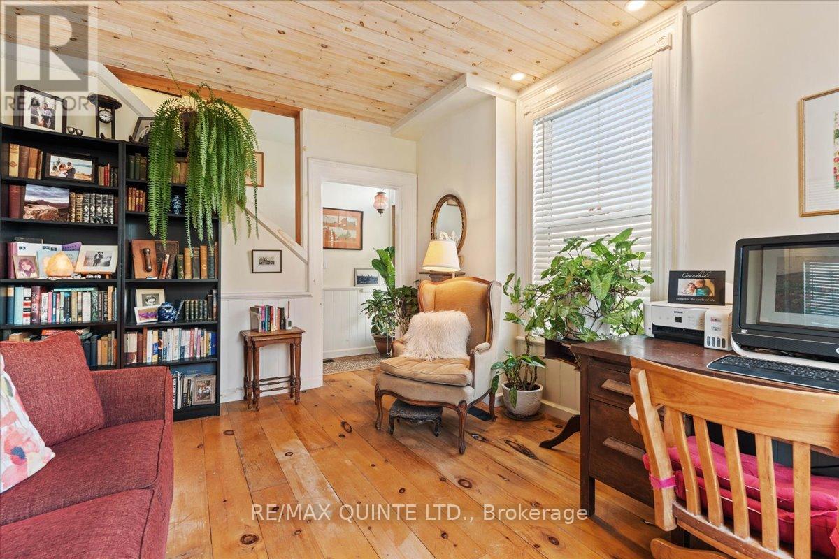 15775 Loyalist Parkway Property Photo 25