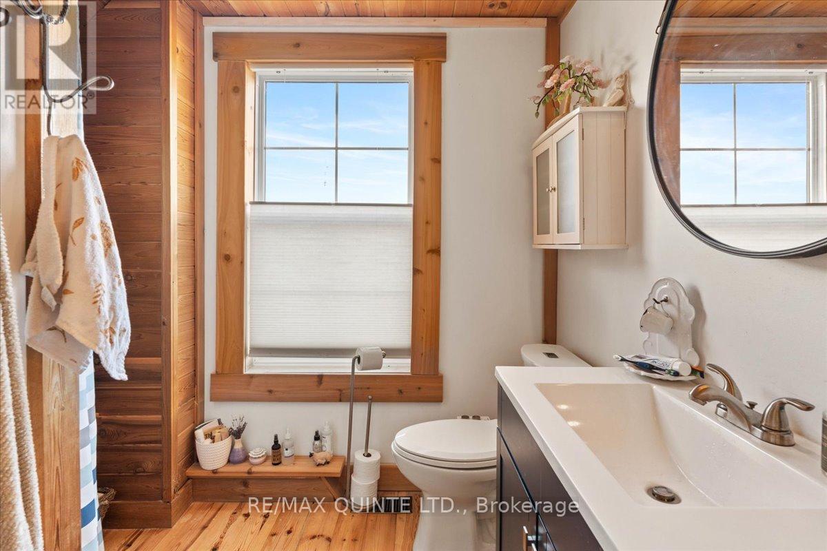 15775 Loyalist Parkway Property Photo 28