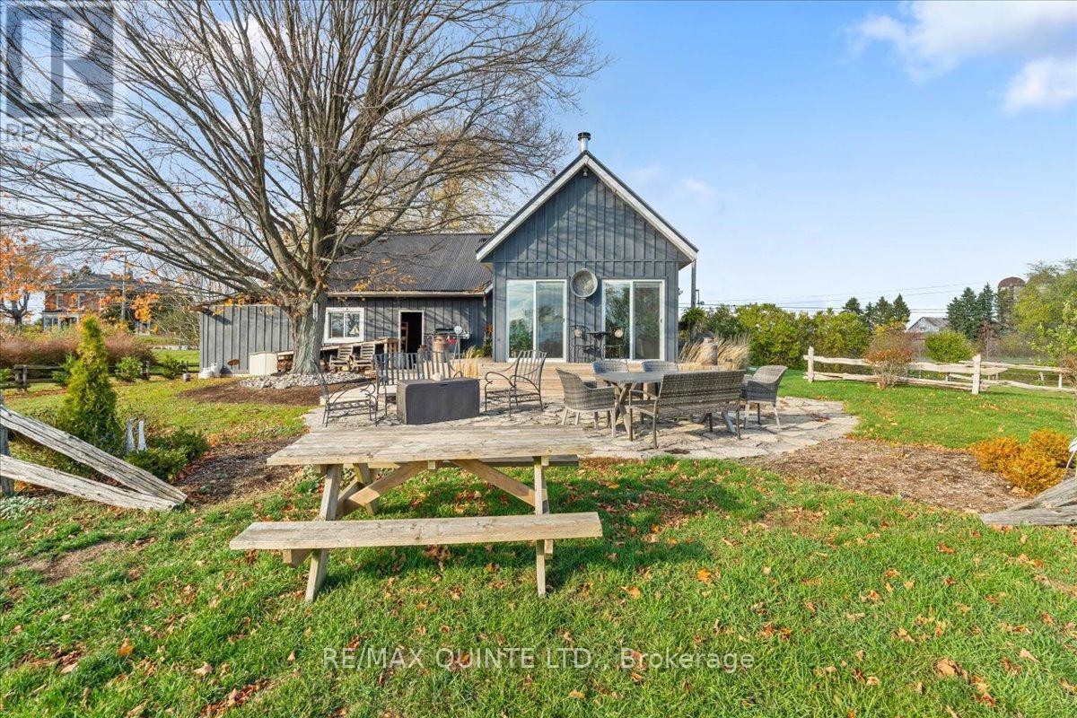 15775 Loyalist Parkway Property Photo 32