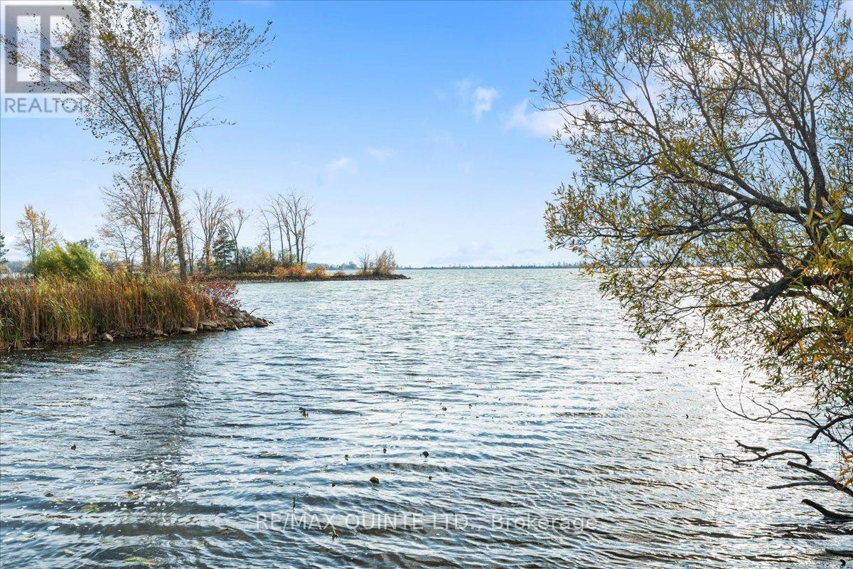 15775 Loyalist Parkway Property Photo 34