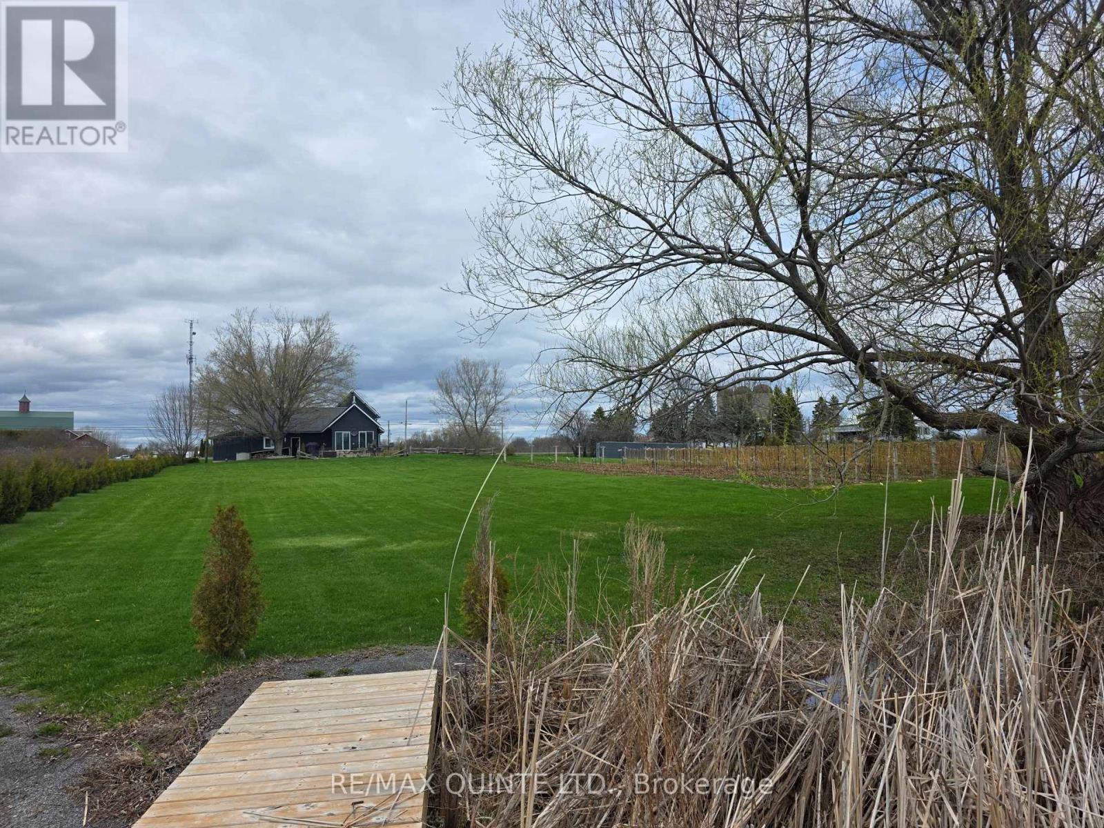 15775 Loyalist Parkway Property Photo 40