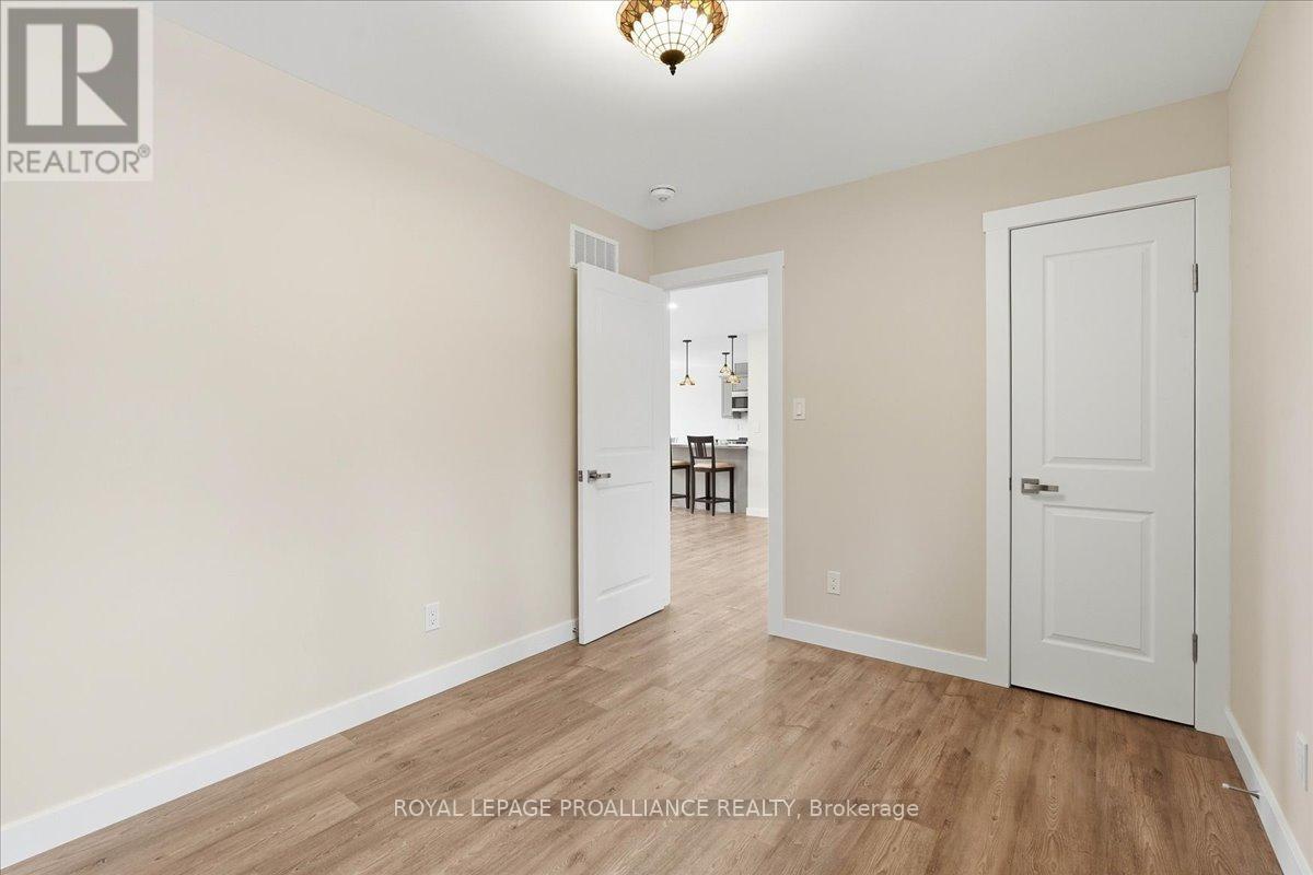 530 Addington Rd 5 Property Photo 13