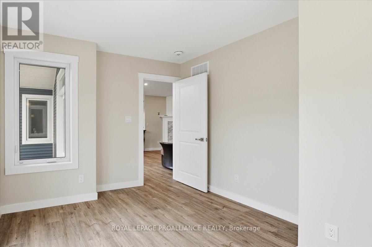 530 Addington Rd 5 Property Photo 15