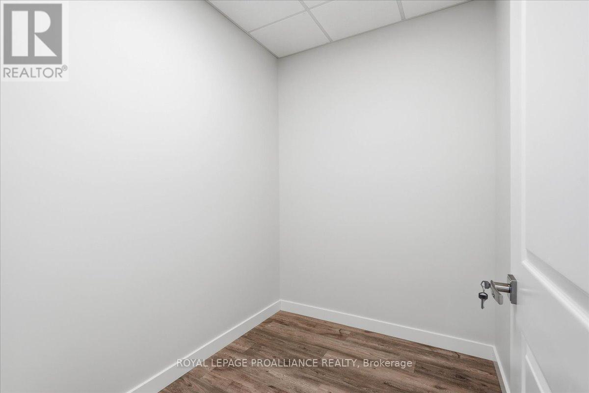 530 Addington Rd 5 Property Photo 18
