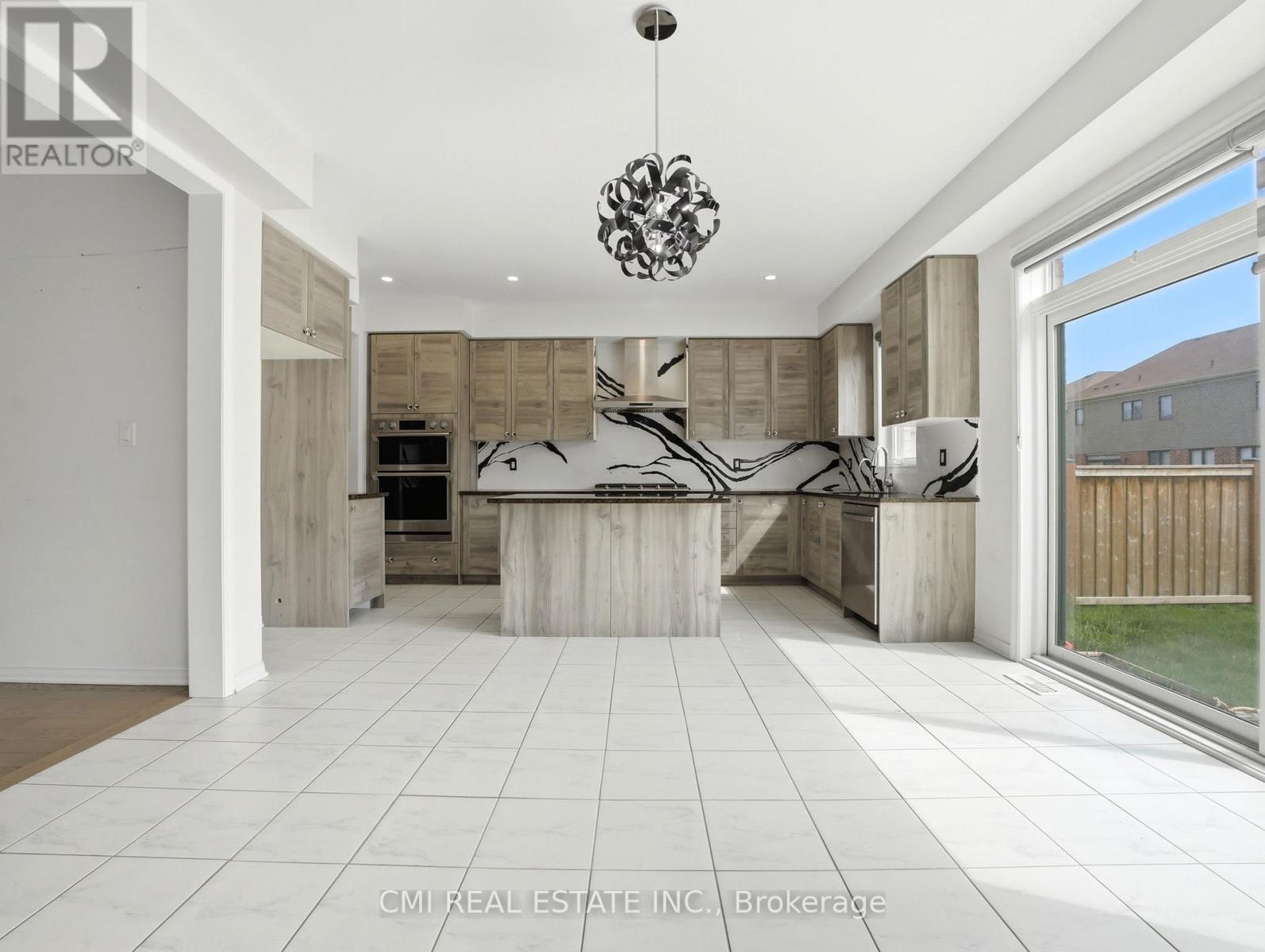 59 July Avenue Property Photo 10