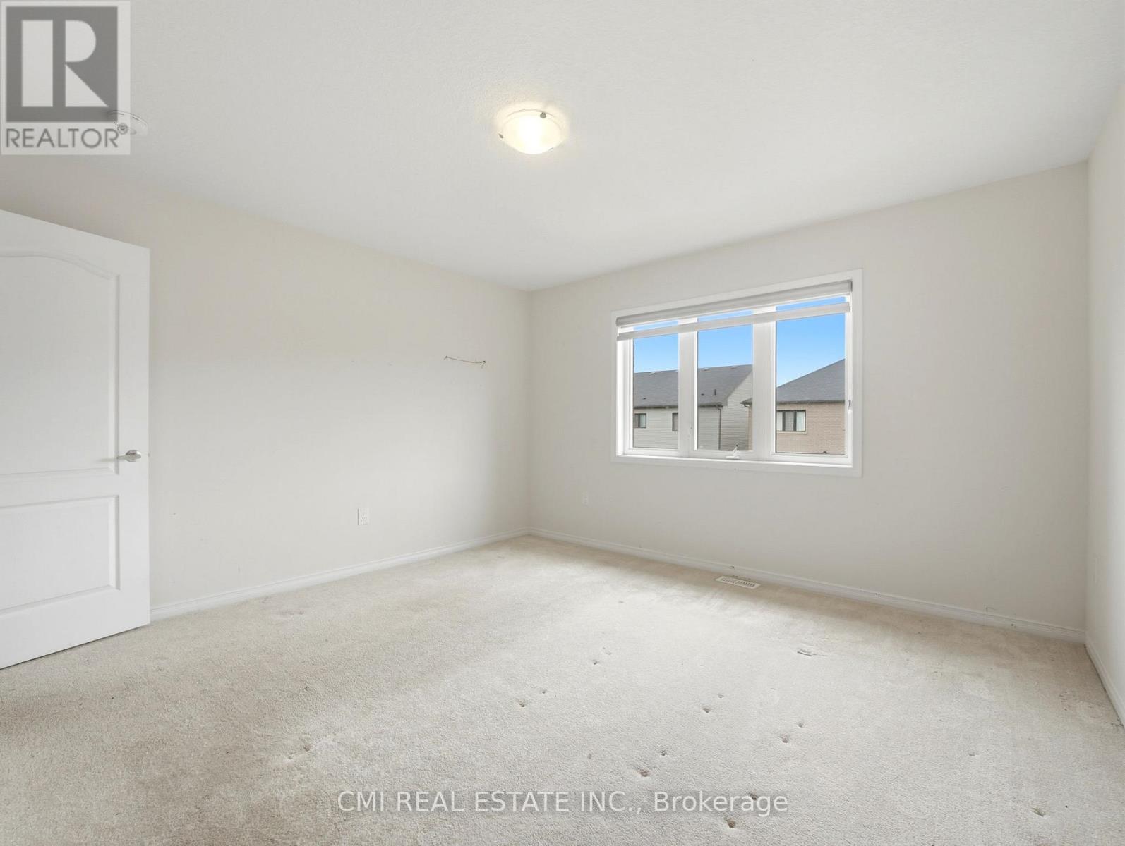 59 July Avenue Property Photo 24