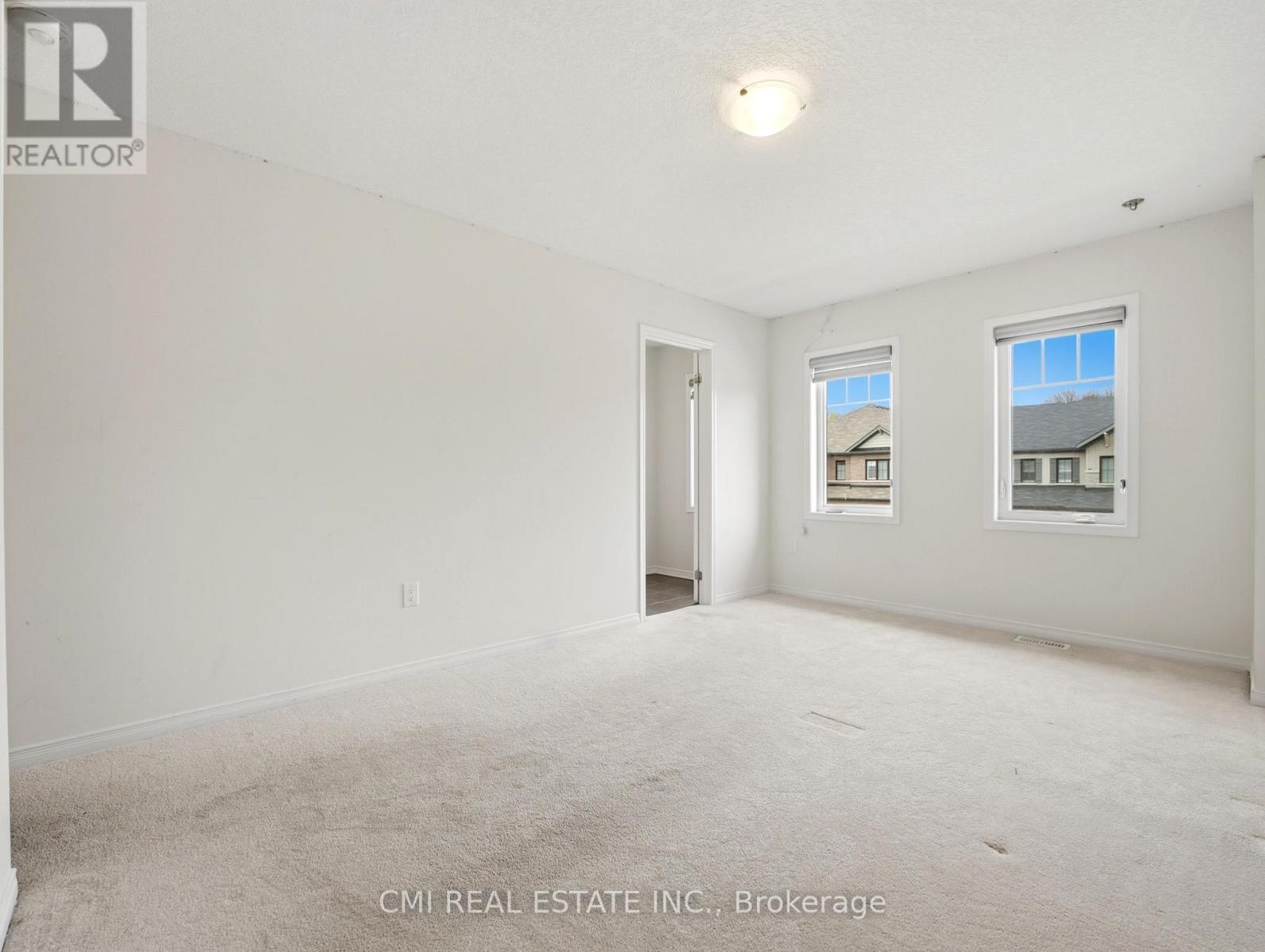 59 July Avenue Property Photo 28