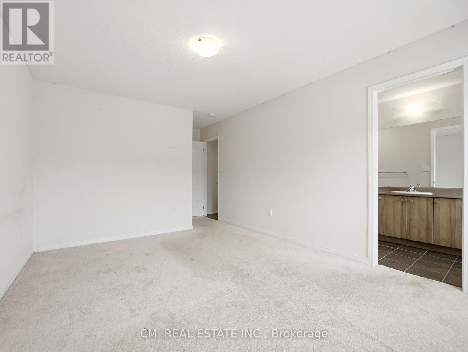 59 July Avenue Property Photo 29