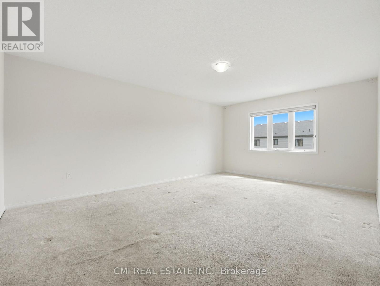 59 July Avenue Property Photo 35