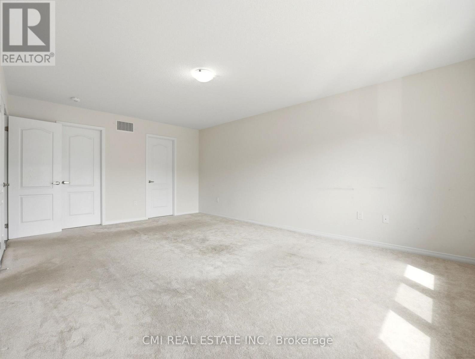 59 July Avenue Property Photo 36