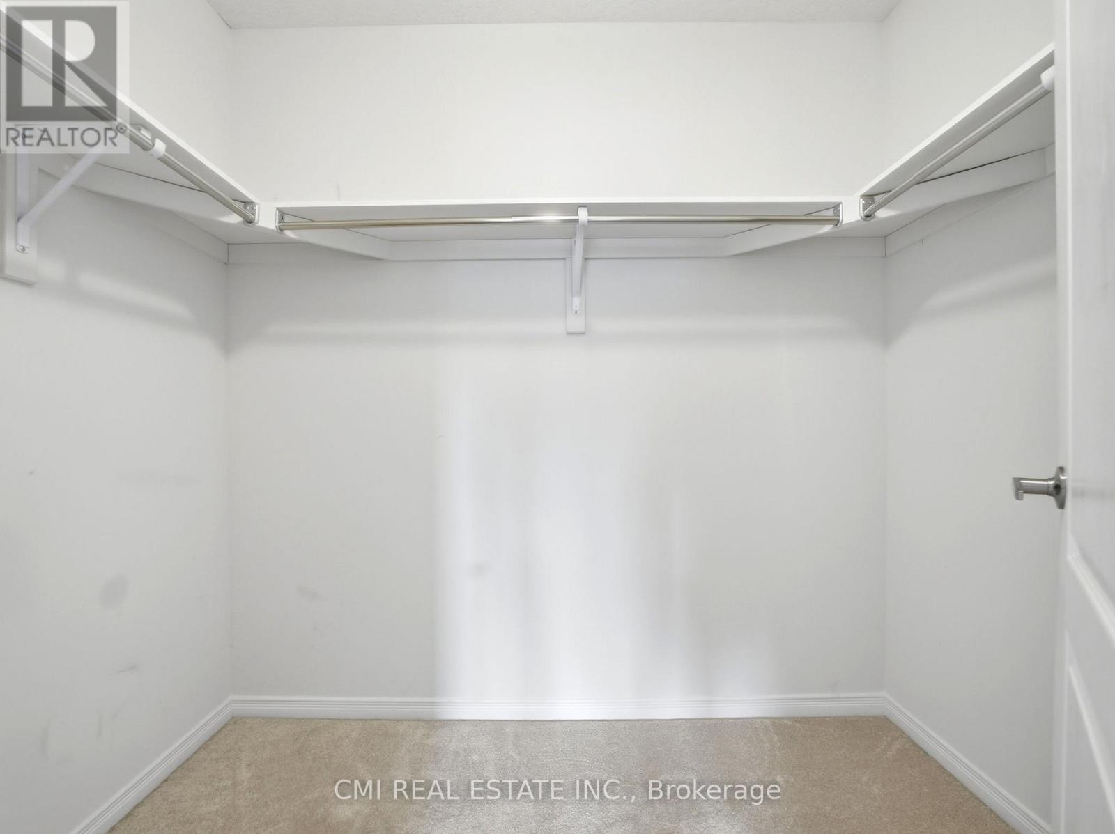 59 July Avenue Property Photo 37