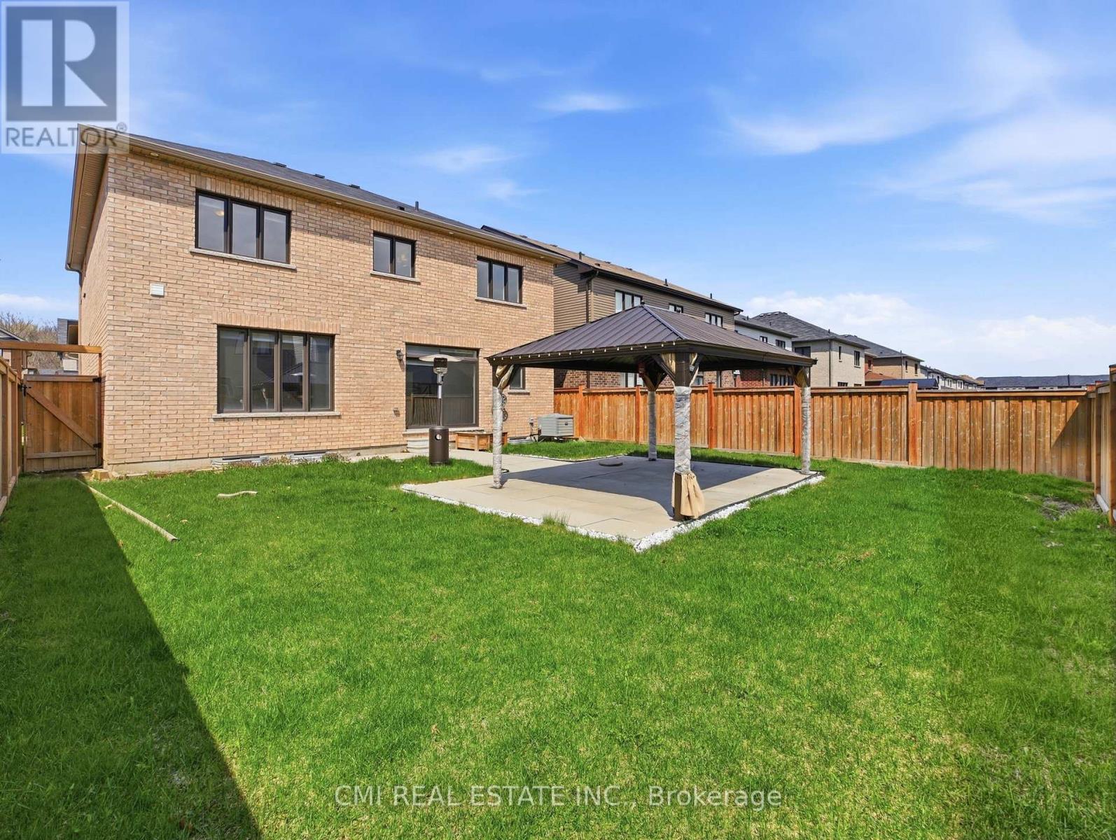 59 July Avenue Property Photo 48