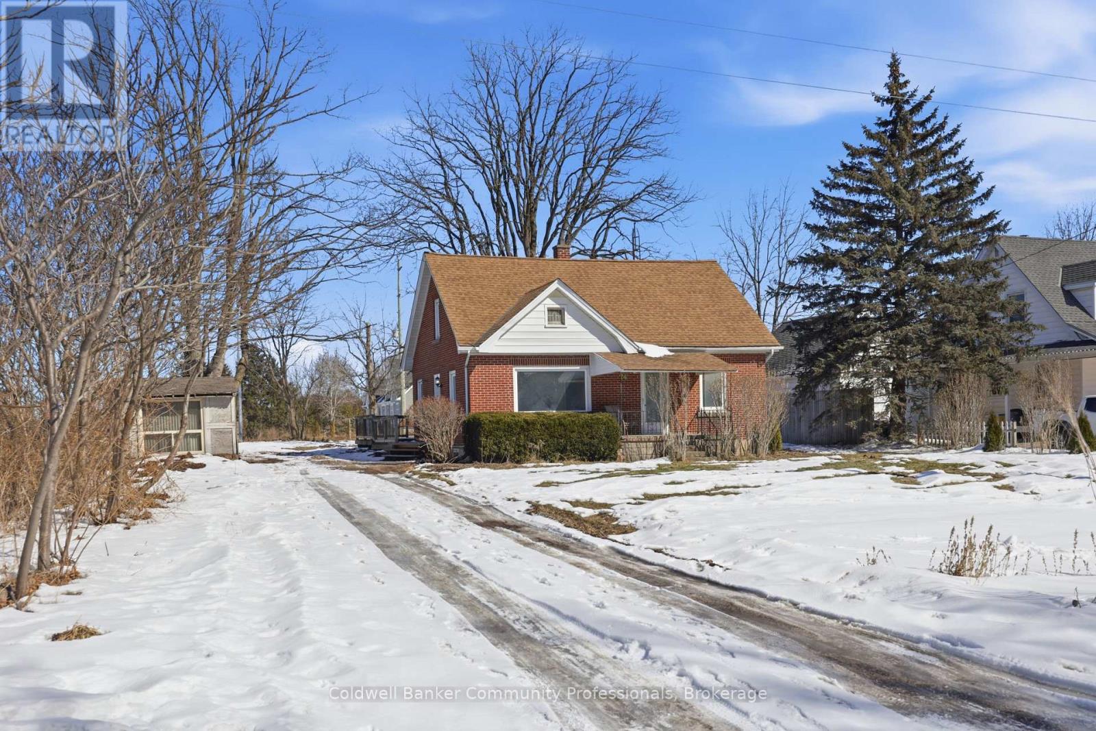 74 Freelton Road Property Photo 2