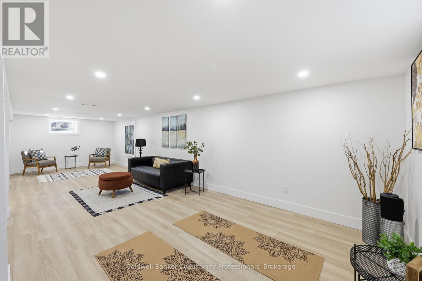 74 Freelton Road Property Photo 31