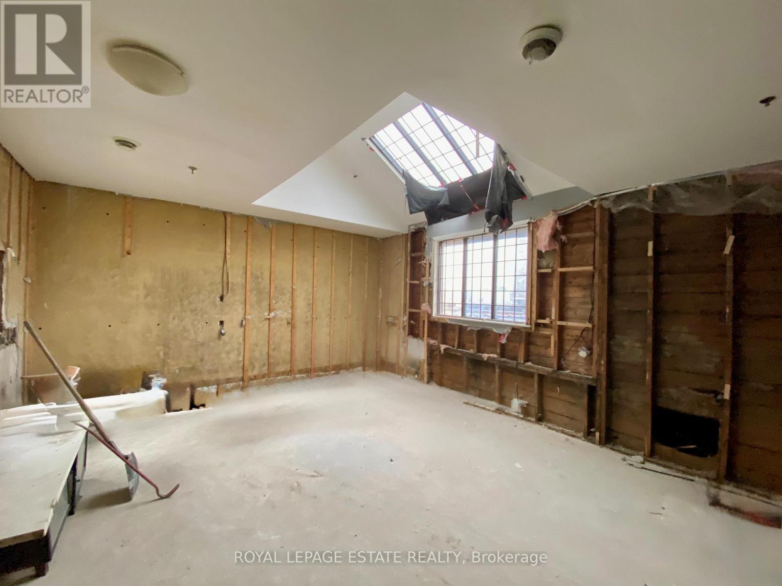 232 Front Street Property Photo 20