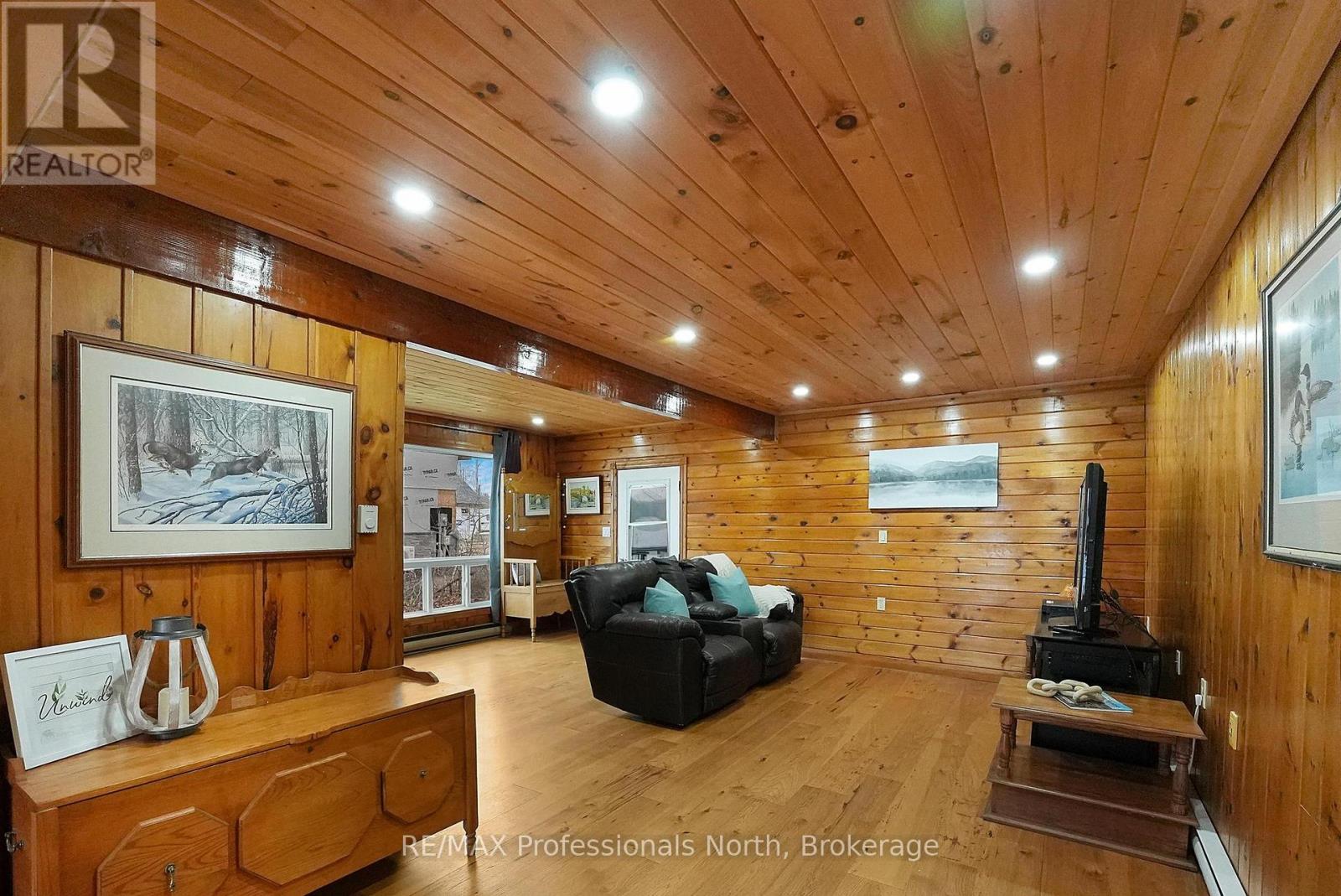 7254 Highway 35 Property Photo 12
