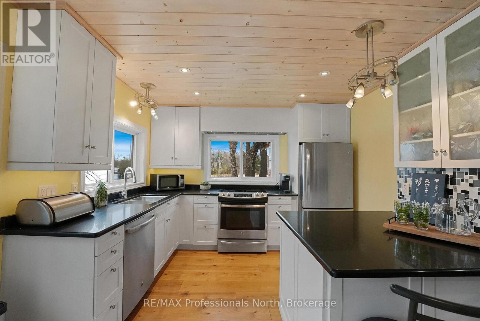 7254 Highway 35 Property Photo 16