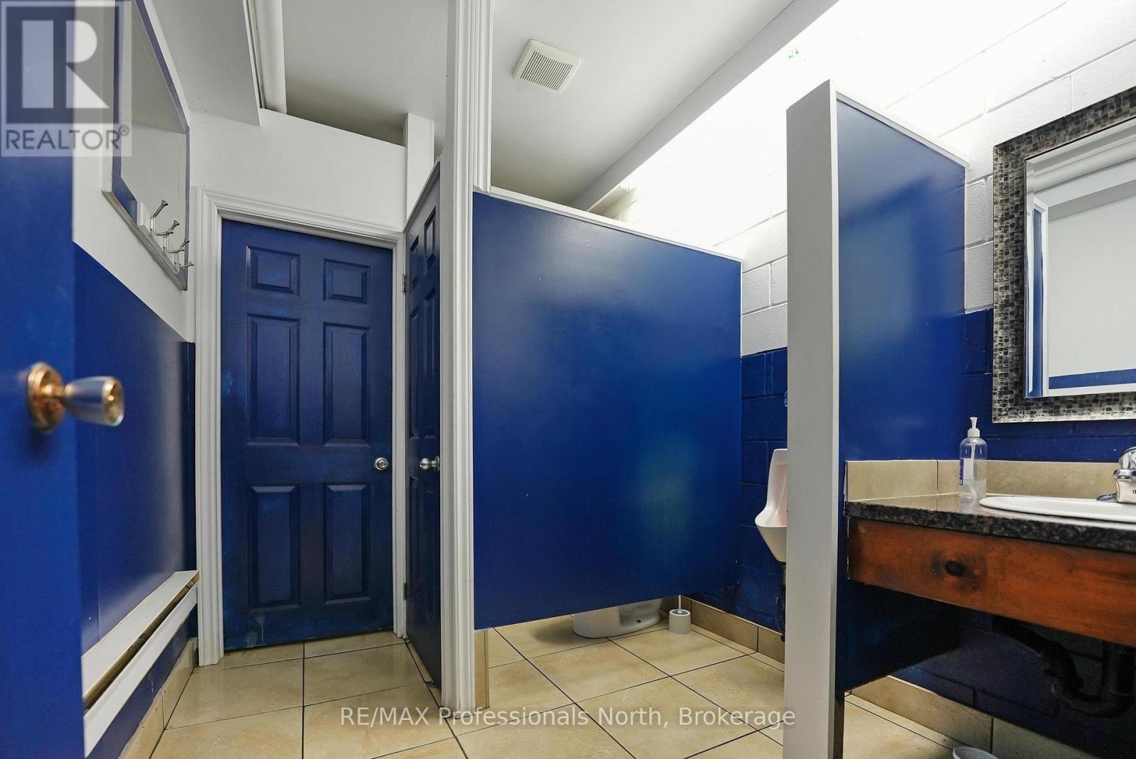 111 Golf Course Road Property Photo 27