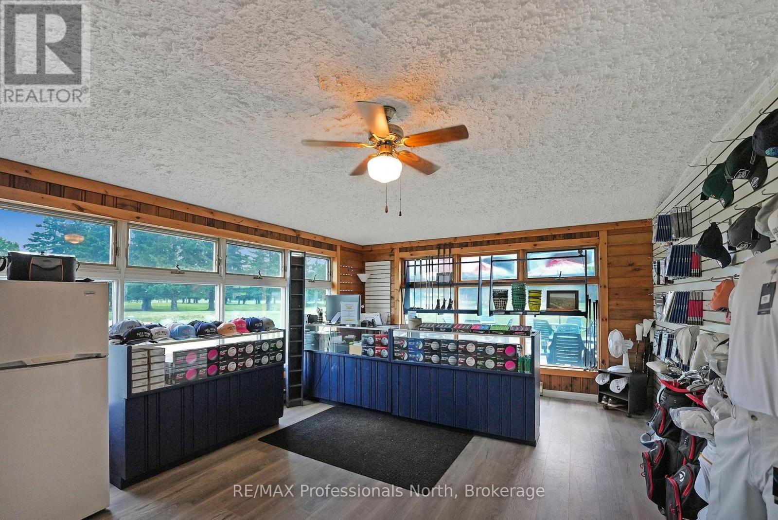 111 Golf Course Road Property Photo 31