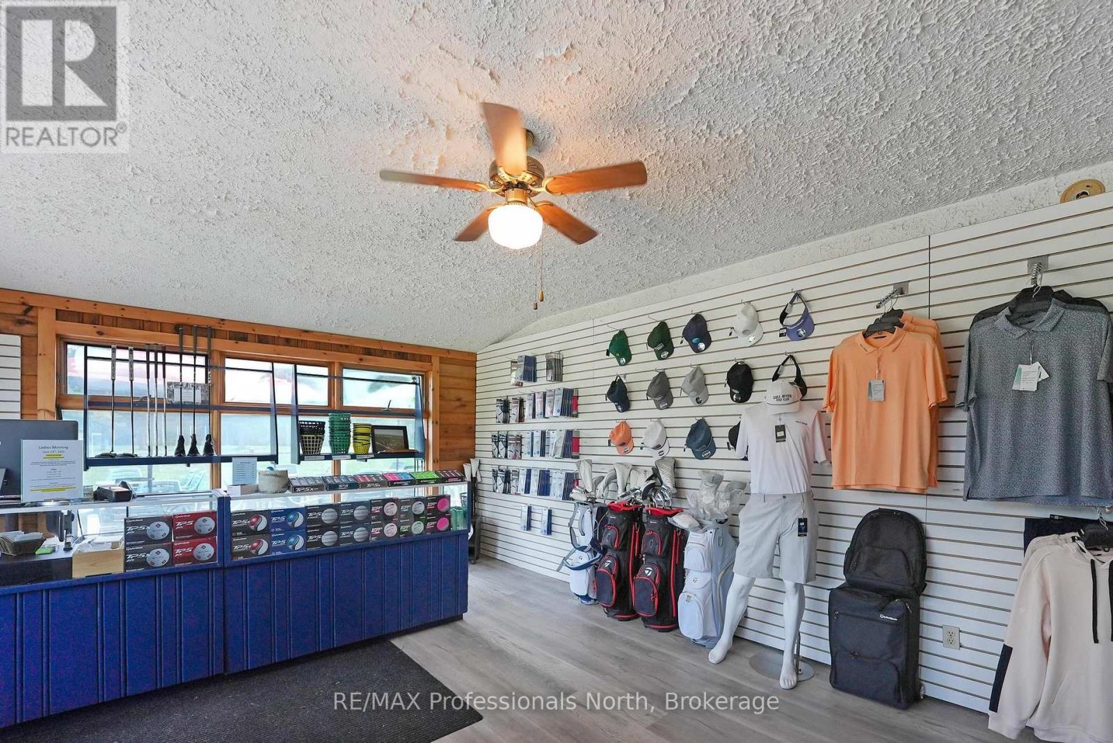 111 Golf Course Road Property Photo 32