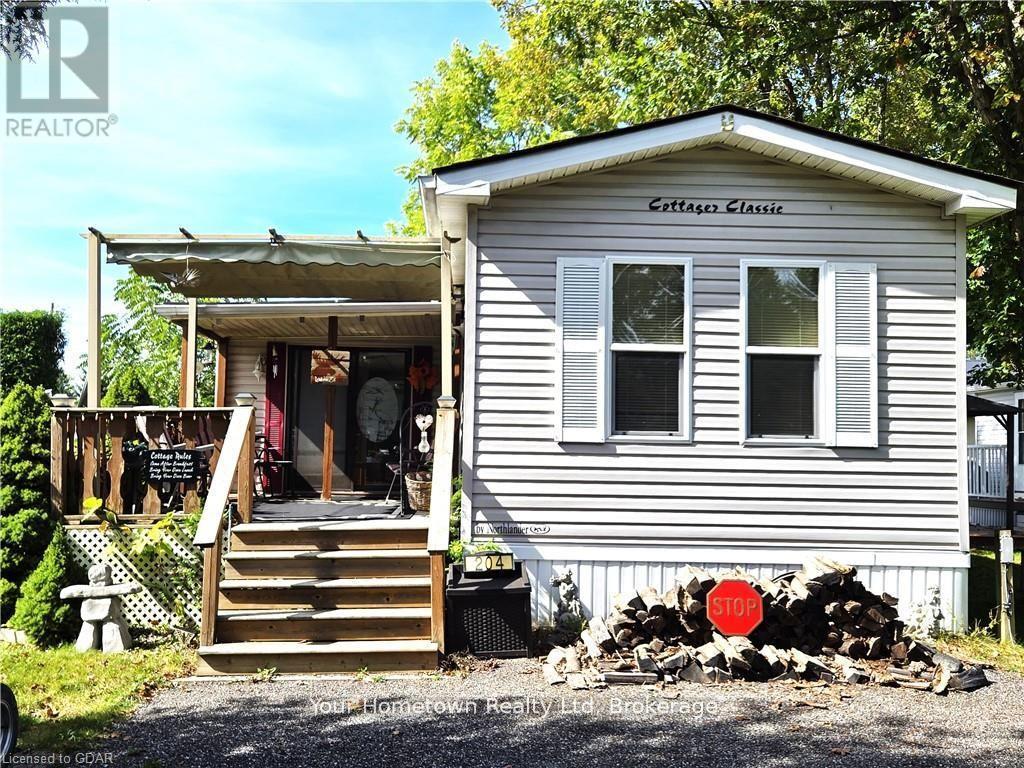 204 Beach Road Property Photo 1