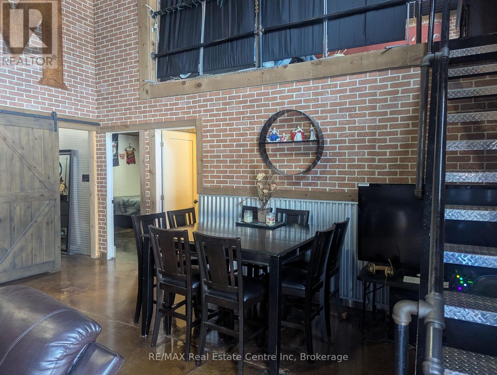 9103 Highway 6 Highway Property Photo 11