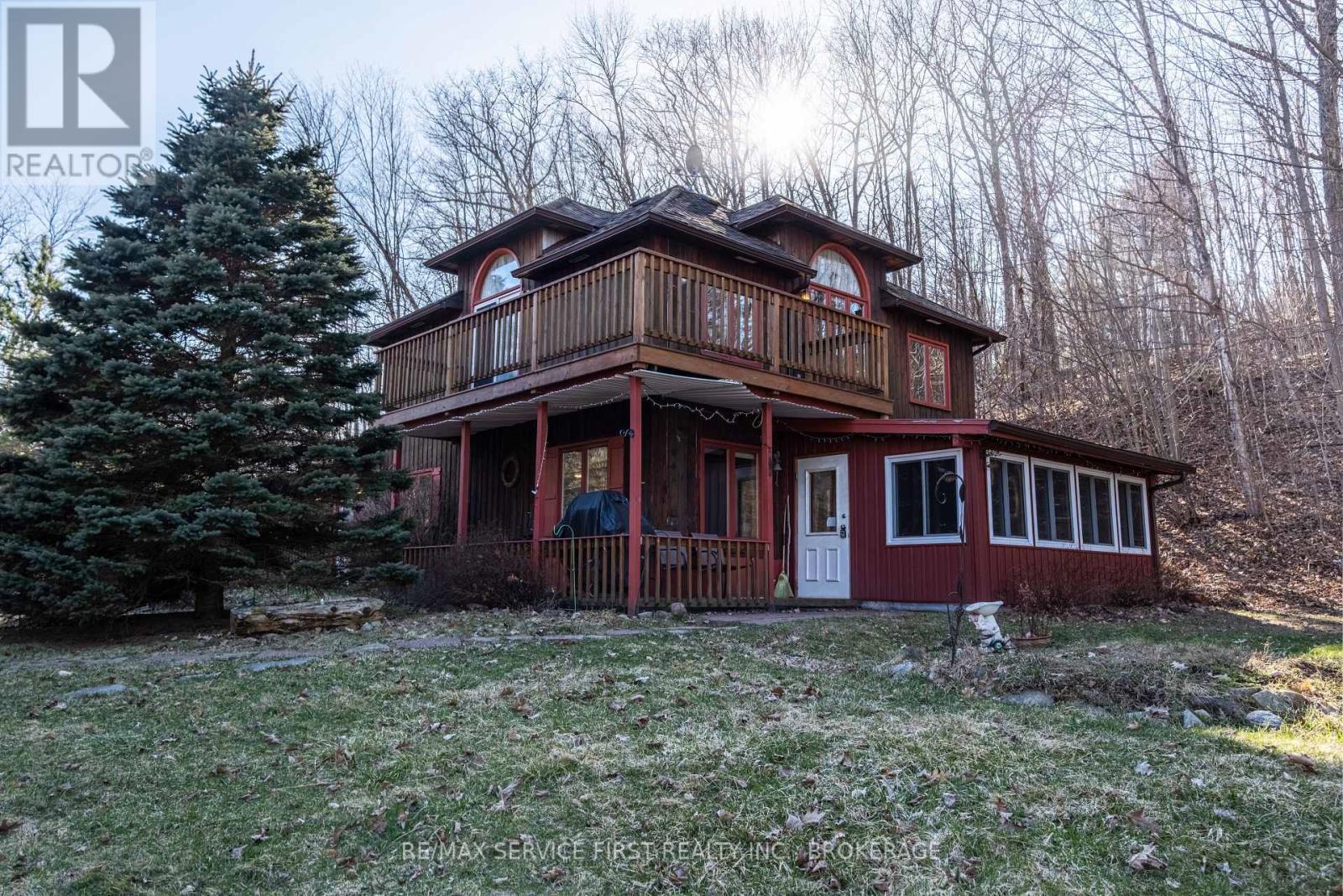 13 Pheasant Lane Property Photo 4