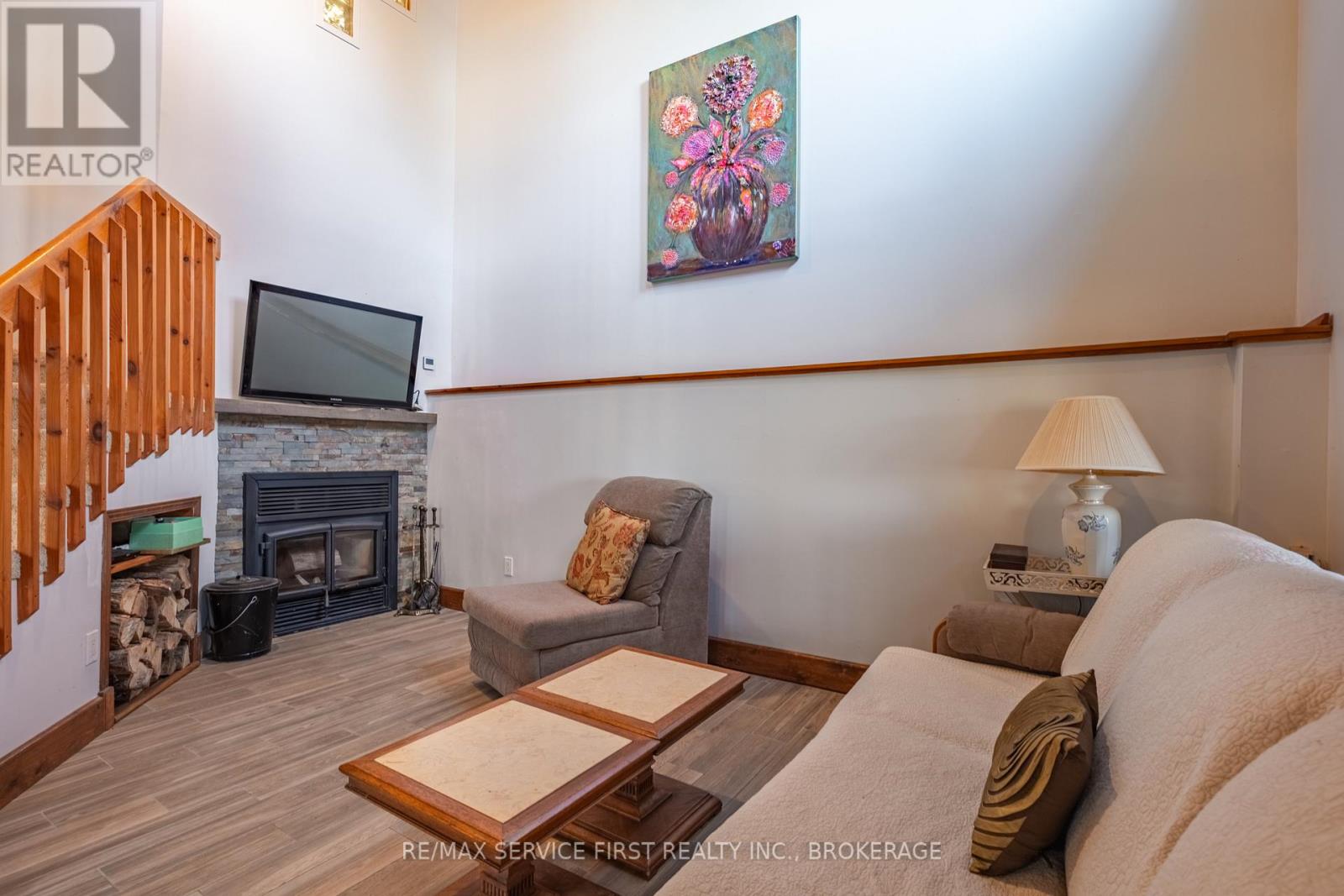 13 Pheasant Lane Property Photo 35