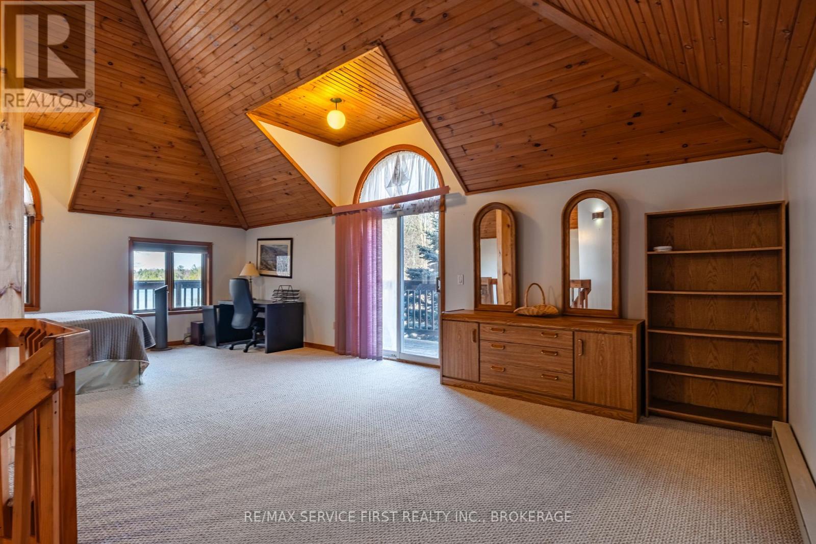 13 Pheasant Lane Property Photo 39