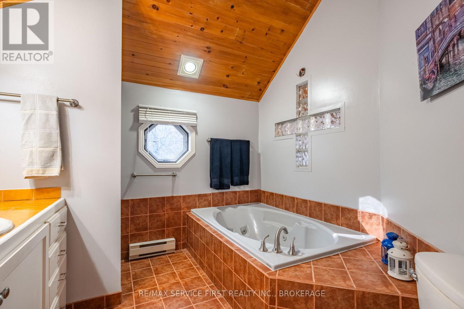 13 Pheasant Lane Property Photo 42