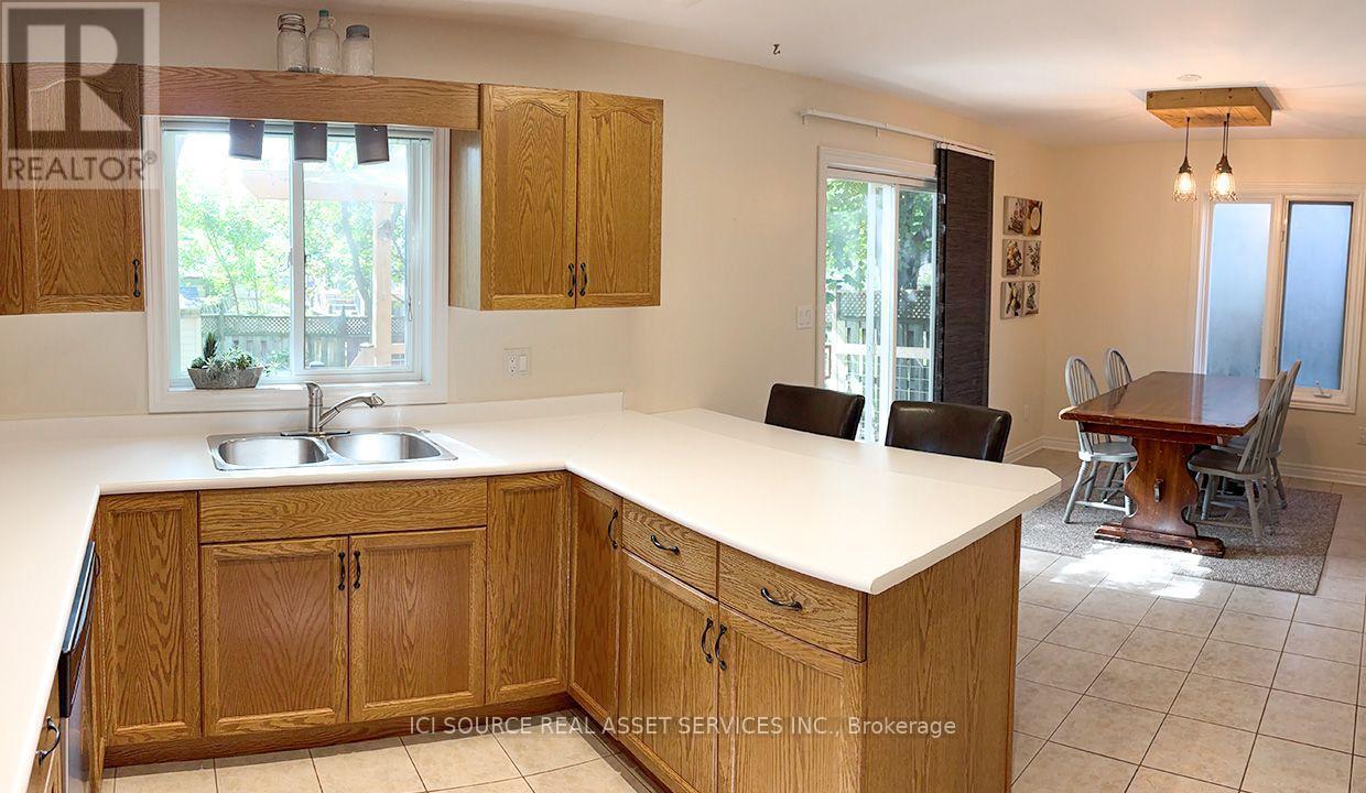 98 Summers Drive Property Photo 8