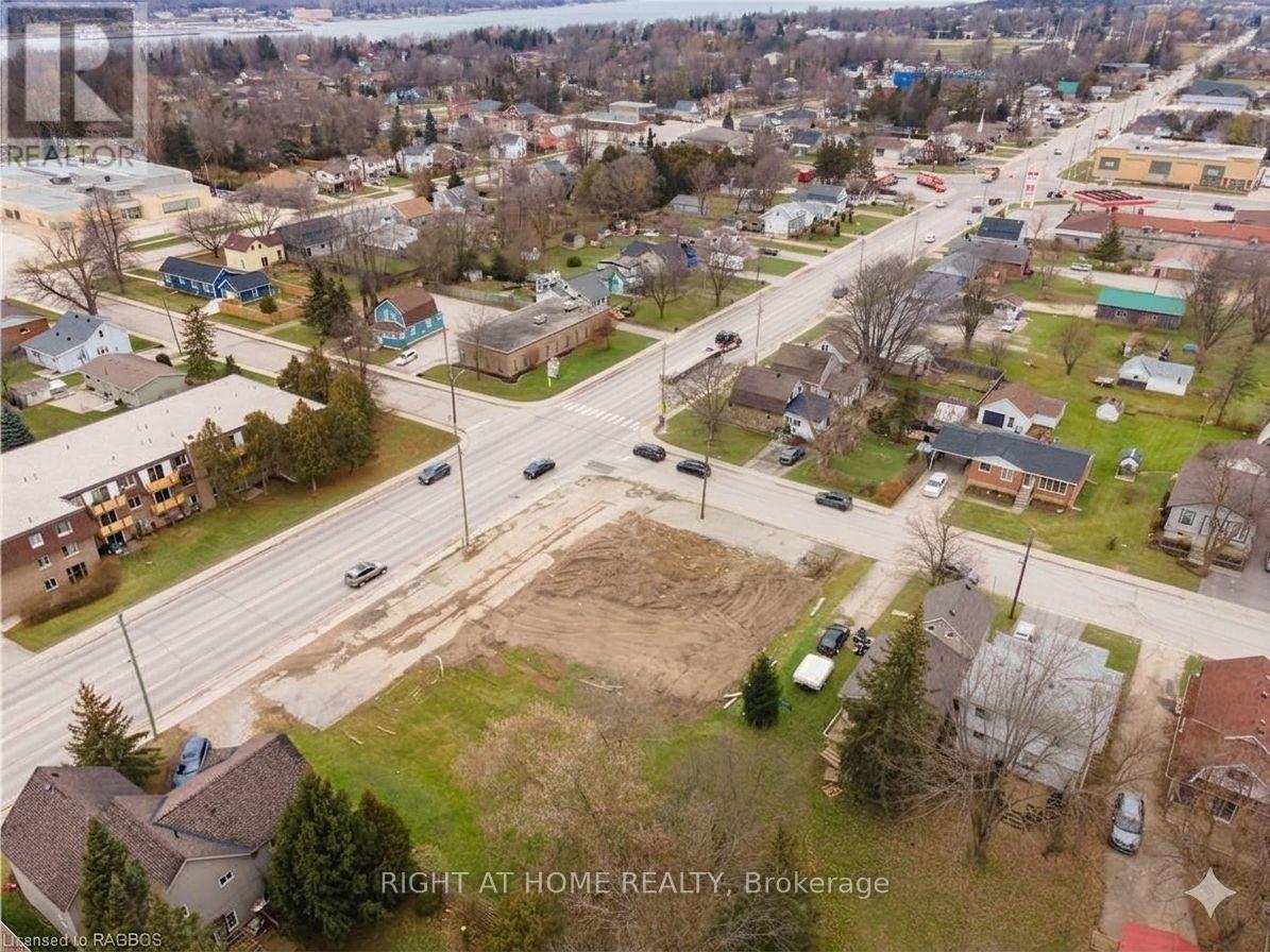 1543 9th Avenue E Property Photo 8