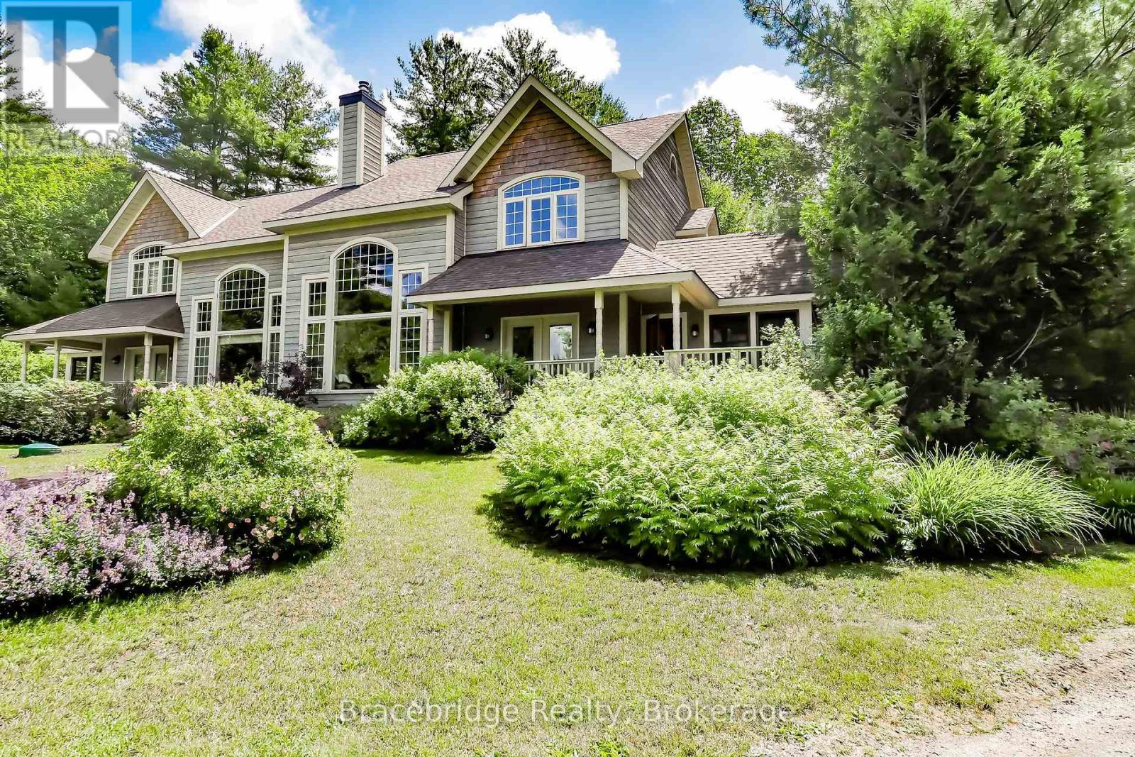 Carling 10 W3 - 3876 Muskoka Rd 118 Highway W Property Photo 1