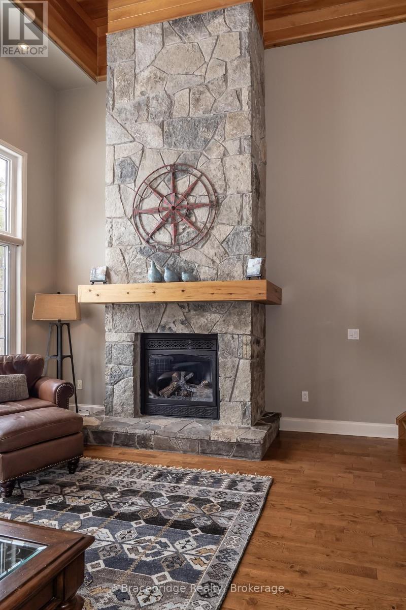 Carling 10 W3 - 3876 Muskoka Rd 118 Highway W Property Photo 8