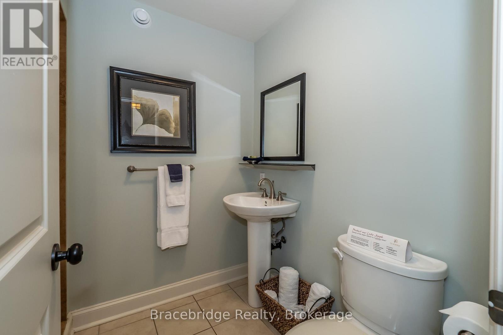 Carling 10 W3 - 3876 Muskoka Rd 118 Highway W Property Photo 27