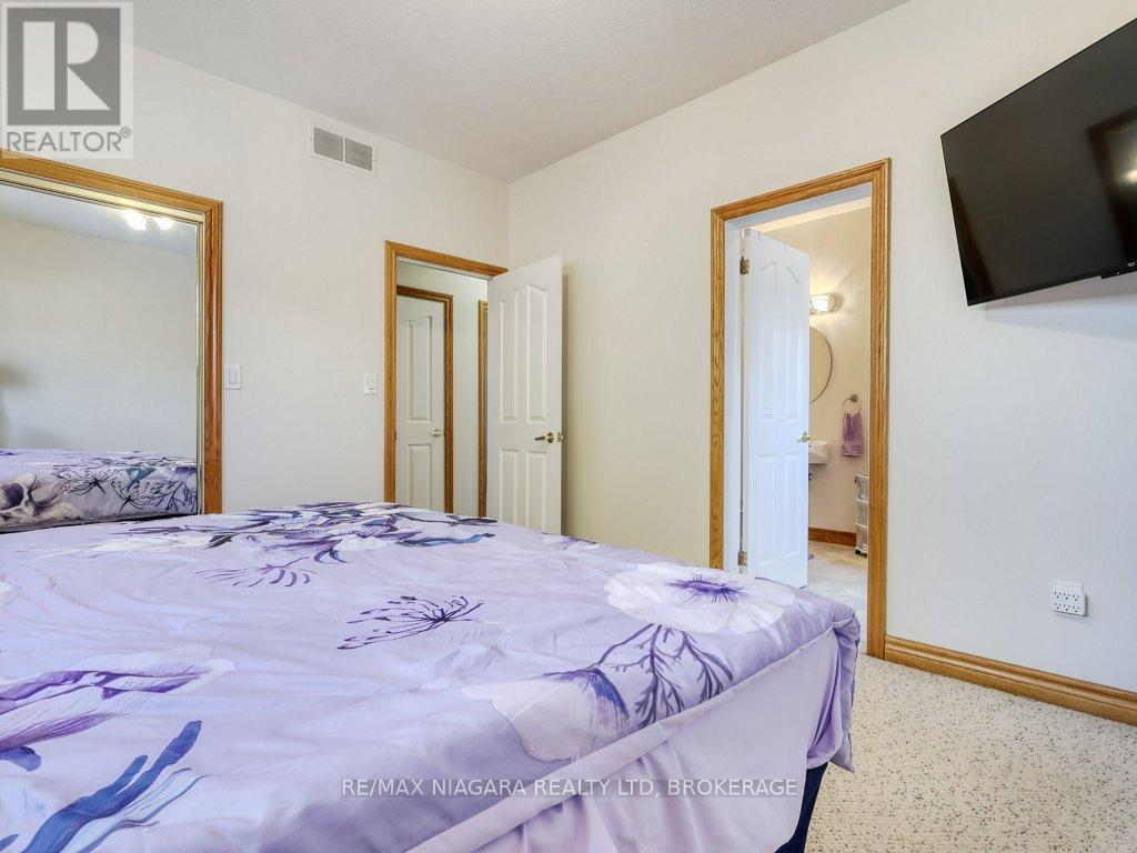 8110 Lamont Avenue Property Photo 32